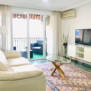 https://gleaming-apartment-in-city-center-with-terrace.es-andalucia.com