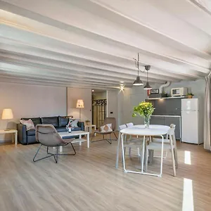 https://enjoybarcelona-apartments.topbarcelonahotels.com